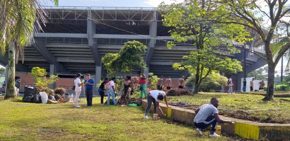 Se realizÃ³ jornada integral de aseo en el coliseo El Cristal