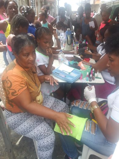 Cerca de 2 mil personas beneficiadas con la jornada de atenciÃ³n integral liderada por la AdministraciÃ³n Distrital en el barrio Alberto Lleras Camargo
