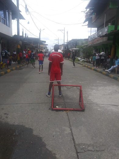 Cerca de 2 mil personas beneficiadas con la jornada de atenciÃ³n integral liderada por la AdministraciÃ³n Distrital en el barrio Alberto Lleras Camargo