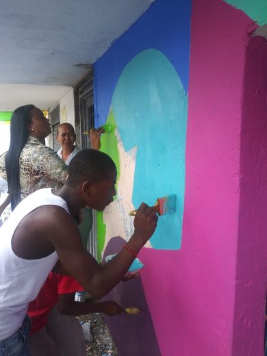 Cerca de 2 mil personas beneficiadas con la jornada de atenciÃ³n integral liderada por la AdministraciÃ³n Distrital en el barrio Alberto Lleras Camargo