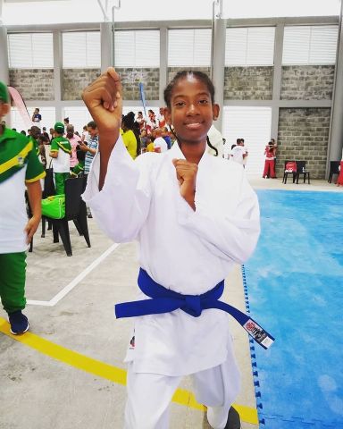 Karatecas consiguen nuevas medallas de oro para Buenaventura