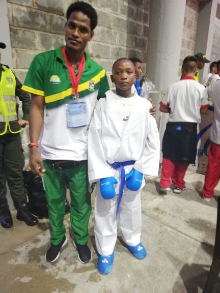 Karatecas consiguen nuevas medallas de oro para Buenaventura