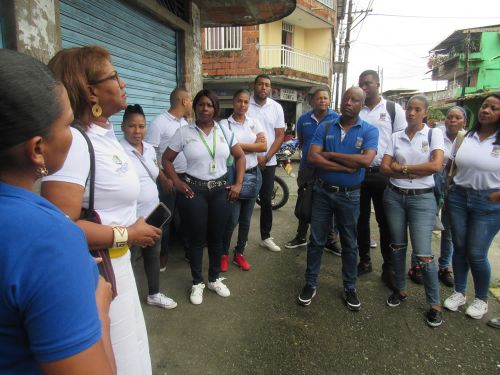 La SecretarÃ­a de EducaciÃ³n apoyÃ³ jornada de atenciÃ³n integral a poblaciÃ³n vÃ­ctima en el barrio Alberto Lleras Camargo