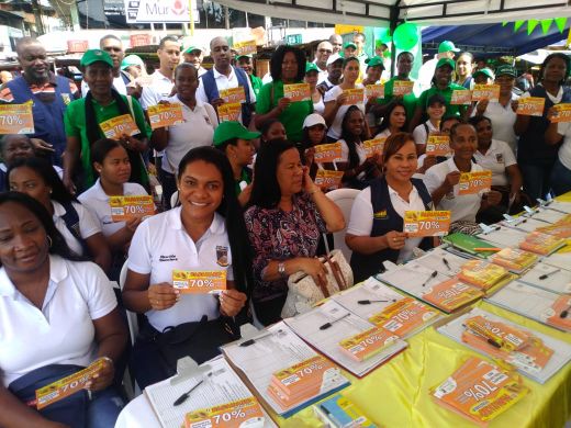 AdministraciÃ³n Distrital realiza campaÃ±a de Cultura Tributaria en el sector de Pueblo Nuevo