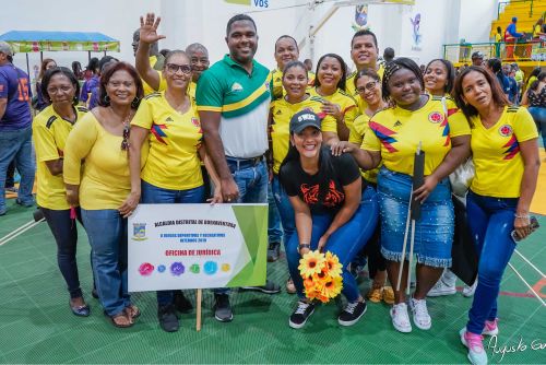 Se encendiÃ³ el fuego deportivo en los X Juegos Recreativos de la AdministraciÃ³n Distrital