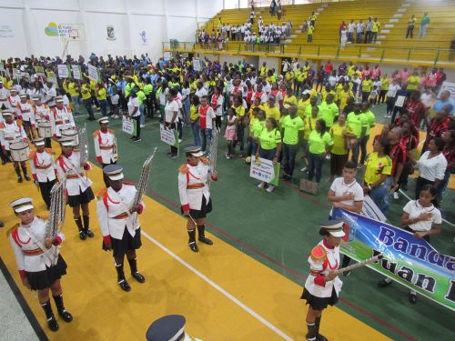 Se encendiÃ³ el fuego deportivo en los X Juegos Recreativos de la AdministraciÃ³n Distrital