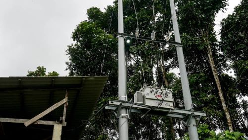 Comunidades de La Vuelta y San Pedro asentadas en el rio Naya ya cuentan con electricidad en sus viviendas