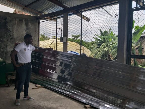 AdministraciÃ³n Distrital entregÃ³ cubierta de 75 metros cuadrados a la asociaciÃ³n de agricultores y cacaoteros del Bajo Calima