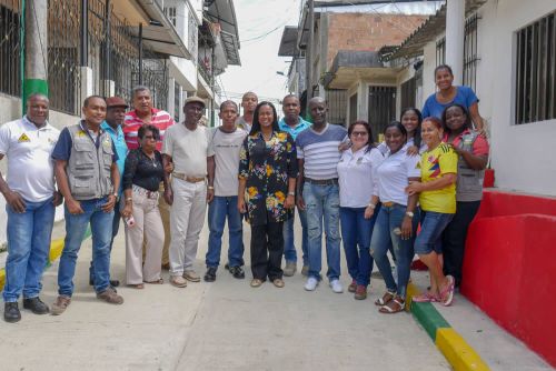 Alcaldesa visitÃ³ obras de infraestructura vial que se realizan en la ciudad