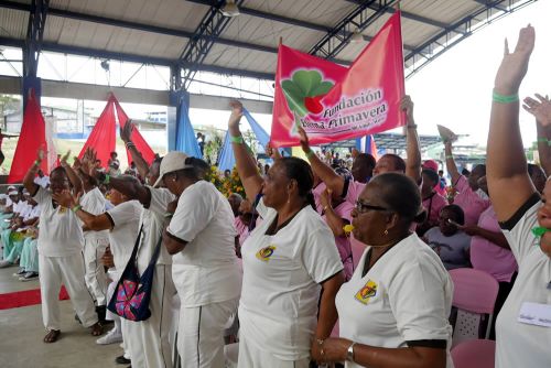 Buenaventura cuenta con nueva reina del Adulto Mayor