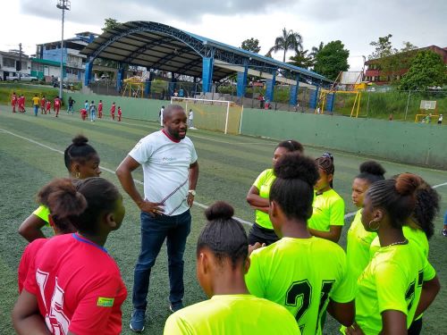 Se lanzÃ³ el programa deportivo Talentos PazcÃ­fico
