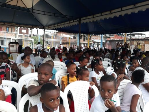 Mas de 900 niÃ±os y niÃ±as disfrutaron del programa "Cine al barrio" en el BolÃ­var, el EucarÃ­stico y en CÃ³rdoba durante el fin de semana