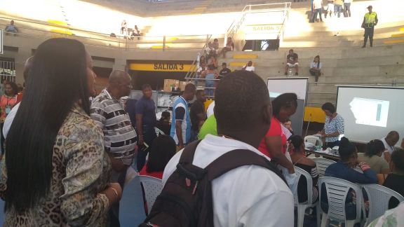 Alcaldesa Distrital revisÃ³ en el coliseo del Cristal el proceso de escrutinio luego de las elecciones