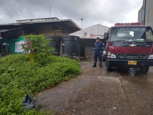 AlcaldÃ­a Distrital apoyÃ³ jornada de aseo en las instalaciones del Centro de AtenciÃ³n Integral de Juventud (CAIJU)