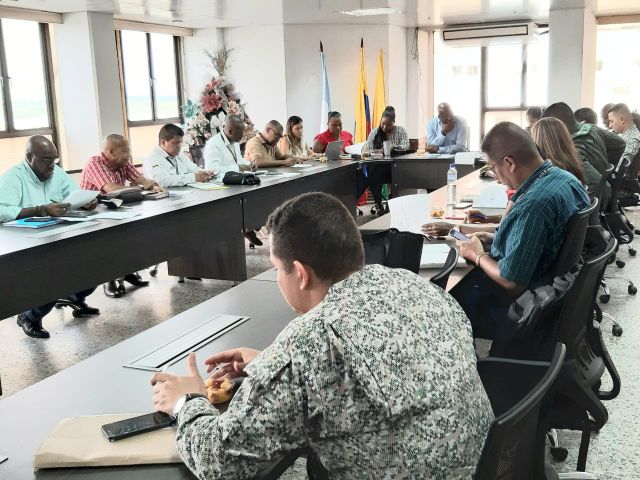 ComitÃ© de Orden PÃºblico efectÃºa revisiÃ³n a las actas que contienen los compromisos de seguridad en el Distrito
