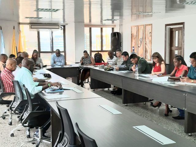 ComitÃ© de Orden PÃºblico efectÃºa revisiÃ³n a las actas que contienen los compromisos de seguridad en el Distrito