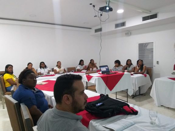 MÃ©dicos y enfermeras de Buenaventura son capacitados en emergencias obstÃ©tricas