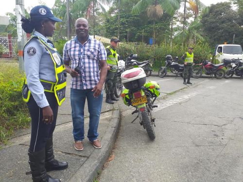 Realizan controles a la vÃ­a de acceso en el corregimiento nÃºmero ocho de Buenaventura