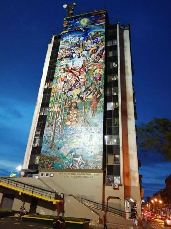 AlcaldÃ­a Distrital le da luz al mural â€˜Buenaventura 450 aÃ±os al Cosmosâ€™