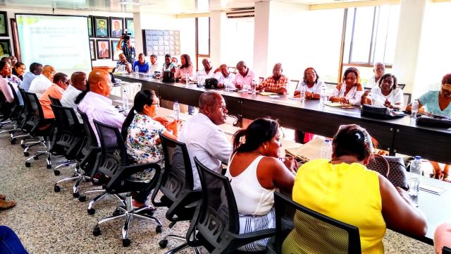 Alcalde y Secretario de EducaciÃ³n se reunieron con rectores para dar a conocer cÃ³mo se va a trabajar en la vigencia 2020