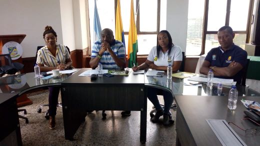 Alcalde harÃ¡ consulta para tomar medidas de desembarque de mercancÃ­as y extranjeros a la ciudad