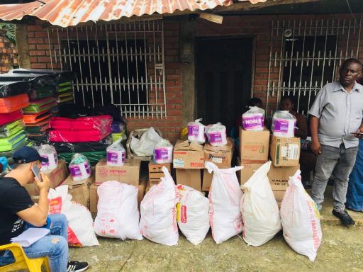 AlcaldÃ­a entregÃ³ ayudas humanitarias a familias afectadas por incendio 