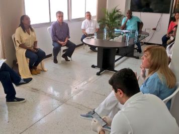 Gobernadora destacÃ³ el trabajo del alcalde de Buenaventura para contener el virus COVID - 19