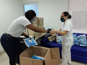 Alcalde Vidal entregÃ³ mÃ¡s elementos de protecciÃ³n al hospital LuÃ­s Ablanque de La Plata y clÃ­nica Santa SofÃ­a 