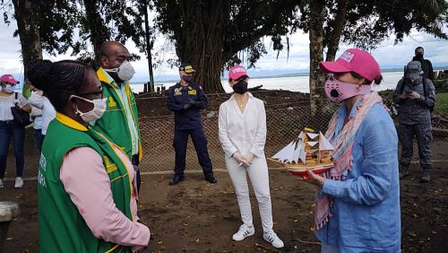 Alcalde y Gestora Social acompaÃ±aron visita humanitaria de la Primera Dama de la NaciÃ³n