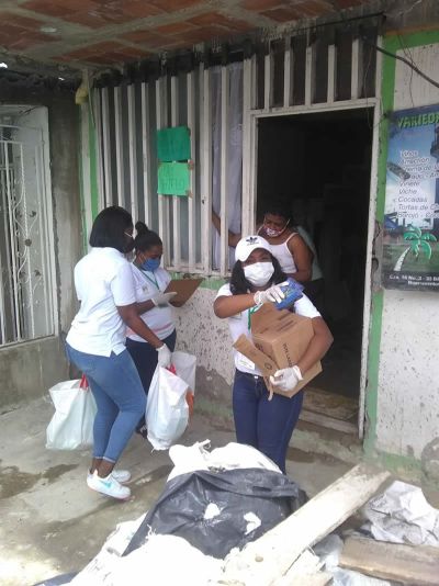 El barrio El Firme recibe ayuda humanitaria de la #BuenaventuraSolidaria