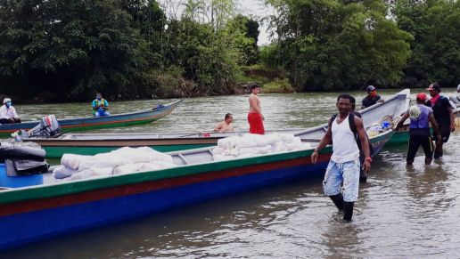 AlcaldÃ­a hace entrega de mercados a comunidades negras e indÃ­genas en el Bajo Calima