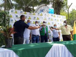 Alcalde Víctor Vidal plantó la fe y esperanza que tiene Buenaventura por salir a delante 