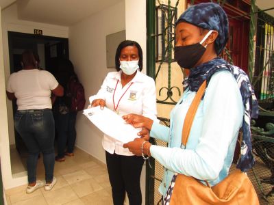 Diecisiete colegios de la zona rural en Buenaventura recibieron kits de lectura