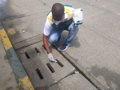 Alcald&iacute;a realiza control a proliferaci&oacute;n de zancudos y vacunaci&oacute;n de felinos y caninos