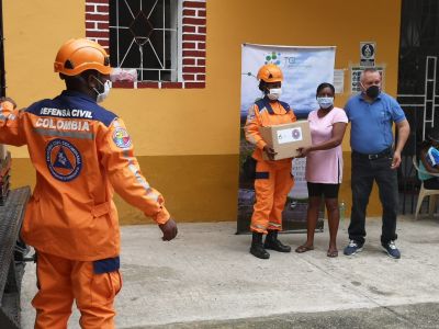 Cooperación Internacional de la Alcaldía de Buenaventura brinda ayudas humanitarias en la comuna 10