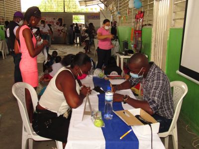 La Alcaldía distrital brindó apoyo a la Feria de Servicios Institucionales realizada en la Ciudadela San Antonio