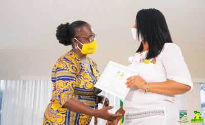 Alcalde de Buenaventura celebra los 35 años de servicio de las madres comunitarias 