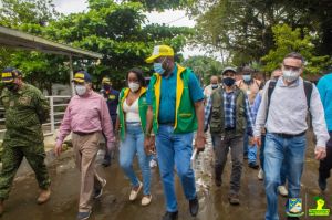 Alcalde de Buenaventura inaugura y entrega a la población dos puestos de salud en la Bocana y Juanchaco