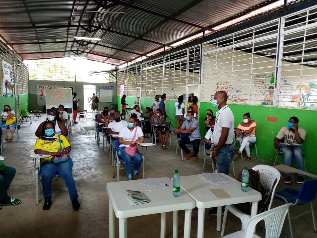 Funcionarios de la Secretaría de Educación harán búsqueda activa de estudiantes para preinscribirlos en el megacolegio de San Antonio