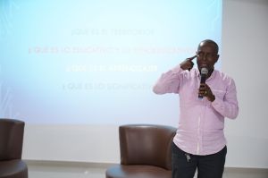 Con éxito la Secretaría de Educación realizó Foro Distrital con la participación de expositores nacionales y locales