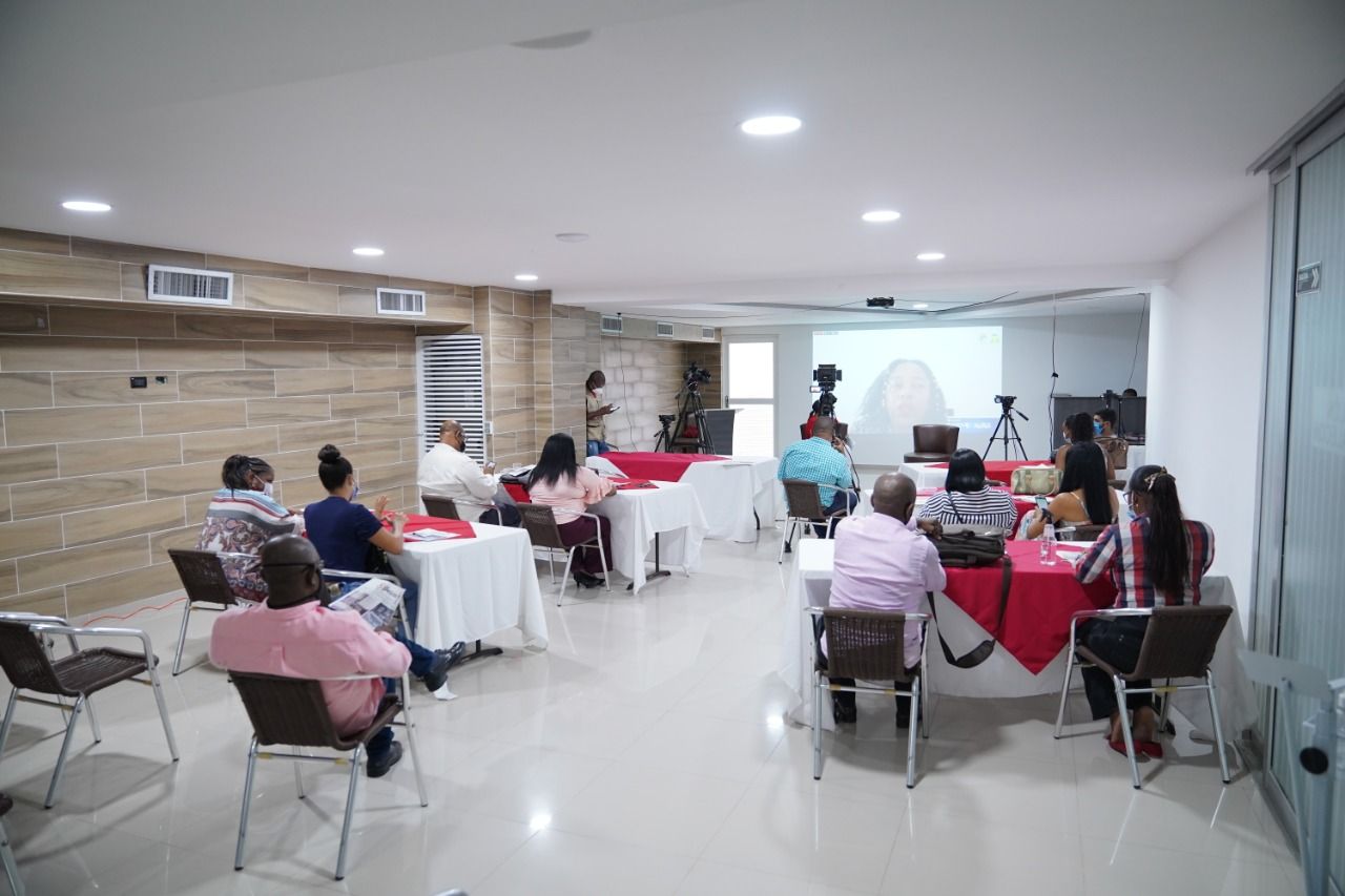 Con éxito la Secretaría de Educación realizó Foro Distrital con la participación de expositores nacionales y locales