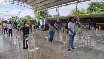 Con el apoyo de la Alcaldía más de 70 Jóvenes de las comunas 11 y 12  fueron certificados en arte dramático y panadería