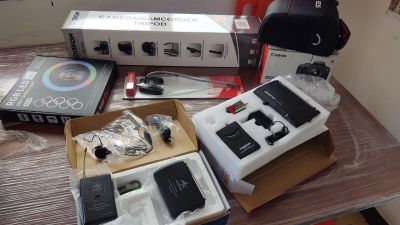 Secretaría de la Mujeres recibe donación de equipos de comunicación