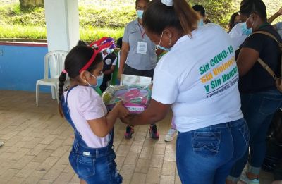 El programa "Cooperando Ando en los Barrios de Buenaventura" se tomó el sector de Gamboa