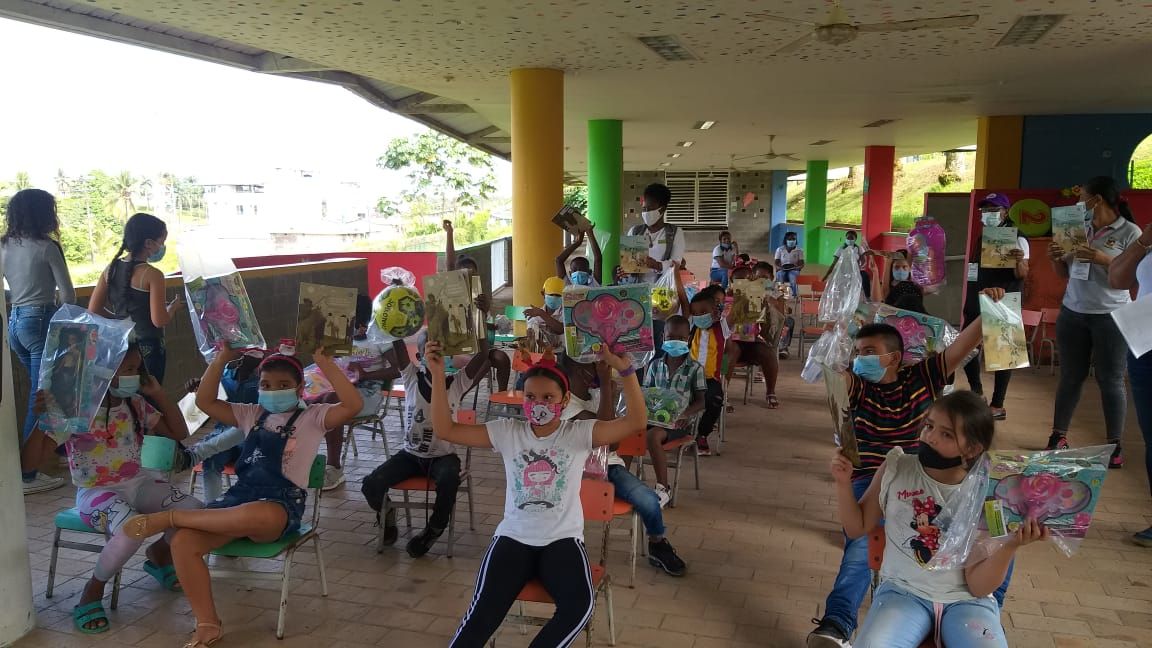 El programa "Cooperando Ando en los Barrios de Buenaventura" se tomó el sector de Gamboa