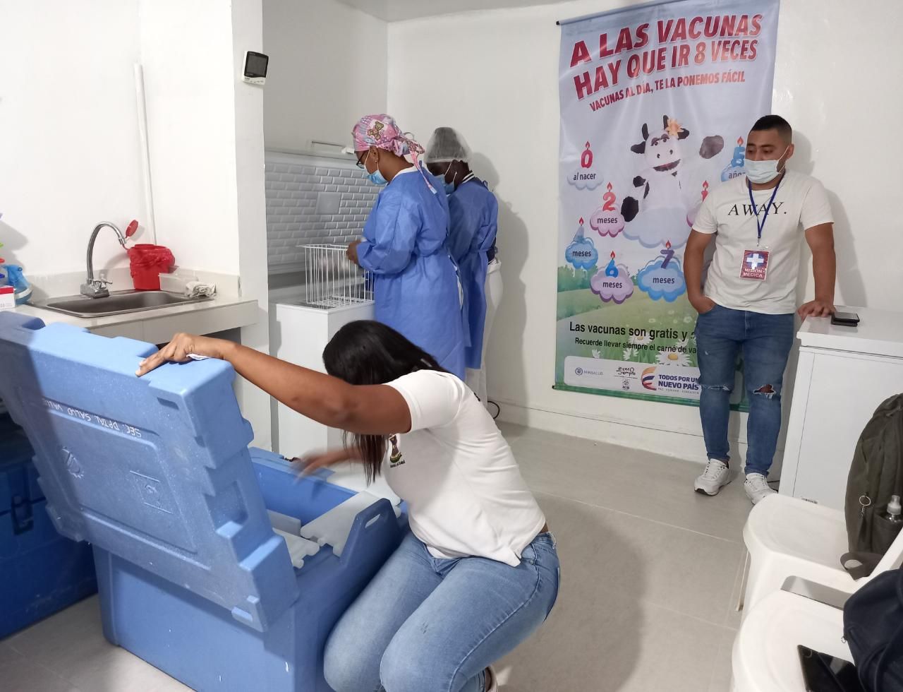 La Secretaría de Salud distrital cierra las áreas de vacunación en dos IPS por no cumplir con los estándares para funcionar