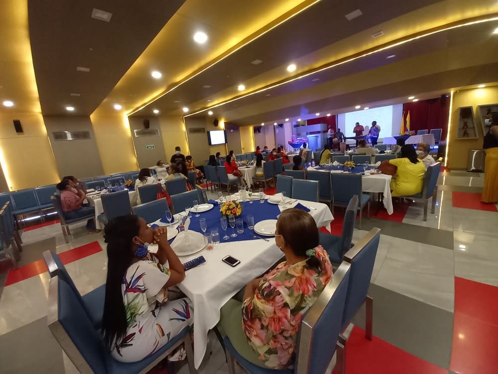 Alcaldía Distrital conmemoró el Día de la Secretaria