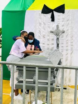 Decenas de bonaverenses le dieron el último adiós al artista local Harold Angulo Vencé "JUNIOR JEIN"