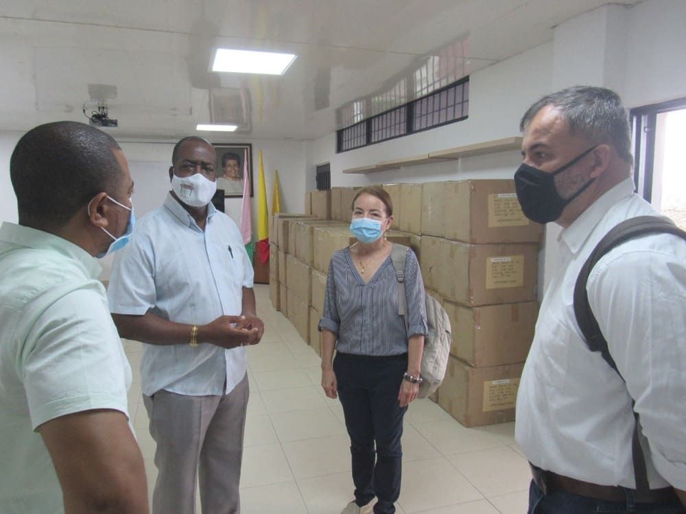 Colegios oficiales del distrito empezaron a recibir los elementos de bioseguridad por parte de la Secretaría de Educación