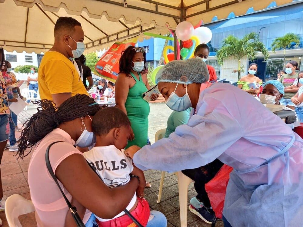 Tercera jornada de vacunación para prevenir 26 enfermedades no Covid
